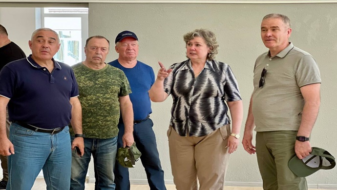 Okullar, toplum merkezleri, avlular, yollar: Birleşik Rusya, bölgelerdeki kamu program tesislerinin onarımlarını kontrol ediyor