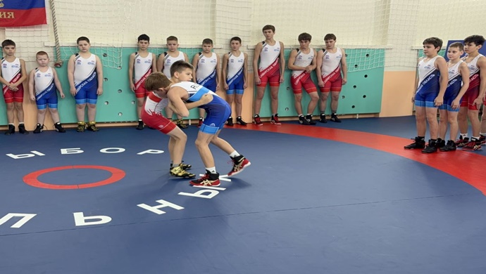 Александр Карелин открыл секцию борьбы, самбо и дзюдо в Самарской области по партпроекту «Единой России» «Выбор сильных»