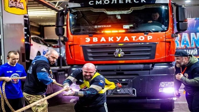 Birleşik Rusya’nın desteğiyle Smolensk’te Yeni Yıl dayanıklılık ekstrem turnuvası düzenlendi