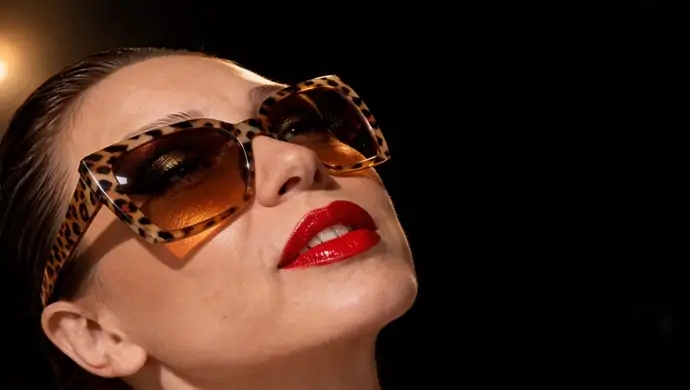 TÜRKİYE’NİN SEVİLEN SESİ ECE VARDAR, YENİ ŞARKISI “AGANTA BURİNA BURİNATA” İÇİN STÜDYODA!