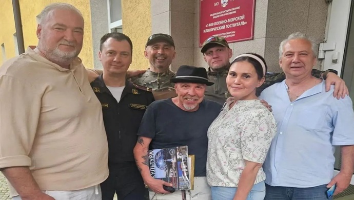 Kaliningrad’da gönüllülerin katılımıyla SVO savaşçıları için bir konser düzenlendi
