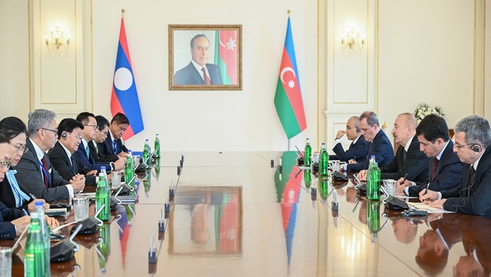 İlham Aliyev, Laos Cumhurbaşkanı ile kapsamlı bir görüşme gerçekleştirdi